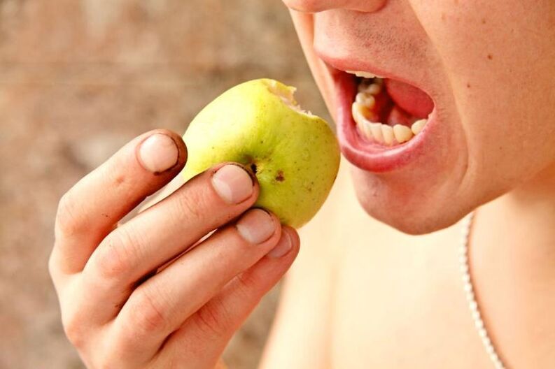 Яденето на лошо обработени плодове може да причини хелминтна инфекция